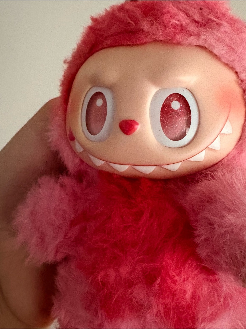 LOVE Labubu Keychain - Picture 3 of 5